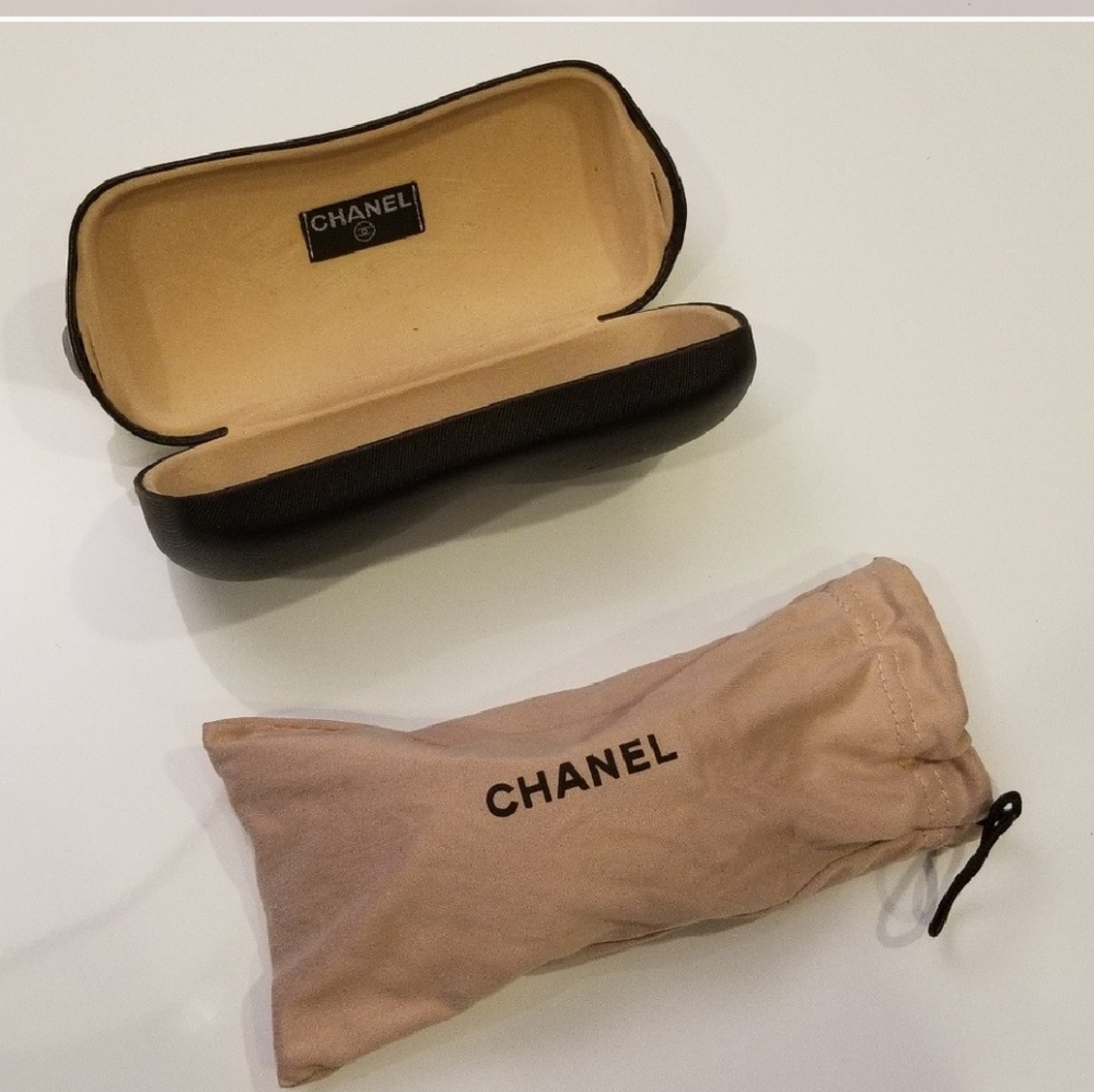 CHANEL Sunglasses Black - Picture 7 of 8